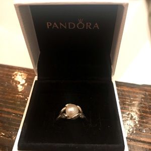 Pandora Sterling Silver Pearl Ring. Size 6.5.